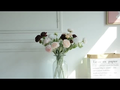 Υψηλής ποιότητας σενάρια σκανδιναβικού στυλ με τρείς κεφαλές σε σχήμα χιλιόμετρου τεχνητού λουλουδιού λωτού στο σπίτι σαλόνι