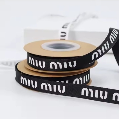 Αγορά Προσαρμοσμένη εκτύπωση λογότυπου 13mm Grosgrain Ribbon Roll σε μαύρο λευκό για φιαλίδια λουλουδιών online manufacture