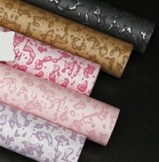 Αγορά 57*57cm Χαρτί συσκευασίας λουλουδιών με μοτίβο λεοπάρδαλου για γλυκά και πικάντικα μπουκέτα της μέρας του Αγίου Βαλεντίνου online manufacture