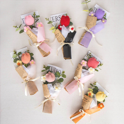 Αγορά Διασυνοριακή δημοφιλής χειροποίητο κροσέ γαρύφαλο πλέξιμο νήμα λουλούδι ροζ κουτί δώρο Ημέρα της Μητέρας τελειωμένο μπουκέτο δώρο διαδικτυακή κατασκευή