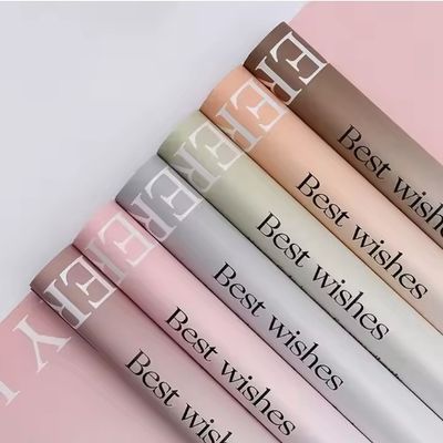 Καλή τιμή. Αλφαβητικό μοτίβο Πλαστικό Αδιάβροχο Λουλούδι Τυλιζόμενο Χαρτί Λουλούδι Τυλιζόμενο Χαρτί Τυλιζόμενο Κρέπ χαρτί σε απευθείας σύνδεση