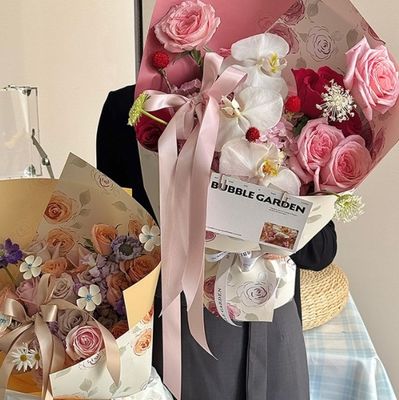 Καλή τιμή. Ημέρα της Μητέρας Αιώνια Νύχτα Αστέρινο Ποτάμι, φυλλάδιο για τα λουλούδια, παχύ χαρτί για τα τριαντάφυλλα, φυλλάδιο για τα λουλούδια, ανθοποιία, ανθοπωλείο χειροποίητα υλικά σε απευθείας σύνδεση