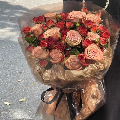 Καλή τιμή. Χρωματισμένο κυτταρίνη, νέο διαφανές χαρτί περιτύλιξης μπουκέτων, OPP φιλμ, ζελετί, υδατοασφαλές χαρτί περιτύλιξης ανθοποιίας σε απευθείας σύνδεση