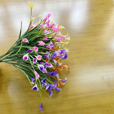 Καλή τιμή. Calla lily artificial flower plastic bud grass cloth flower manufacturer artificial flower artificial plant aquatic plant σε απευθείας σύνδεση