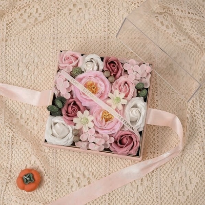 Καλή τιμή. Πολυτελές χειροποίητο Forever Soap Flower Rose Bouquet σε ακρυλικό κουτί, κομψό δώρο λουλουδιών σαπουνιού με άρωμα για την ημέρα του Αγίου Βαλεντίνου, τα Χριστούγεννα και τα γενέθλια σε απευθείας σύνδεση
